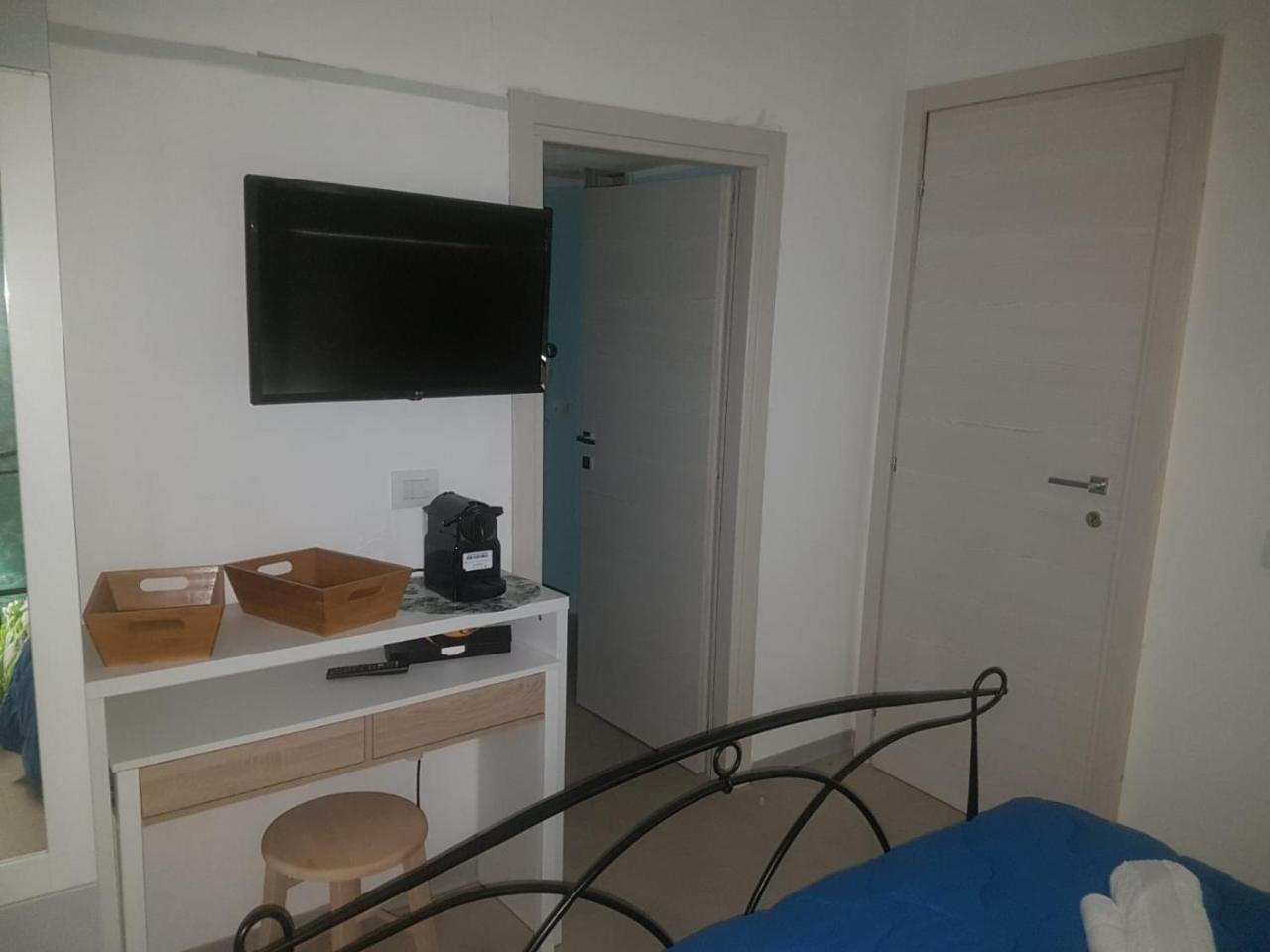 Bed Rho Stazione Bed & Breakfast Exterior photo